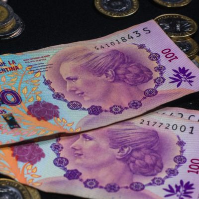 Argentina Blue Dollar vs Official Argentina Exchange Rate