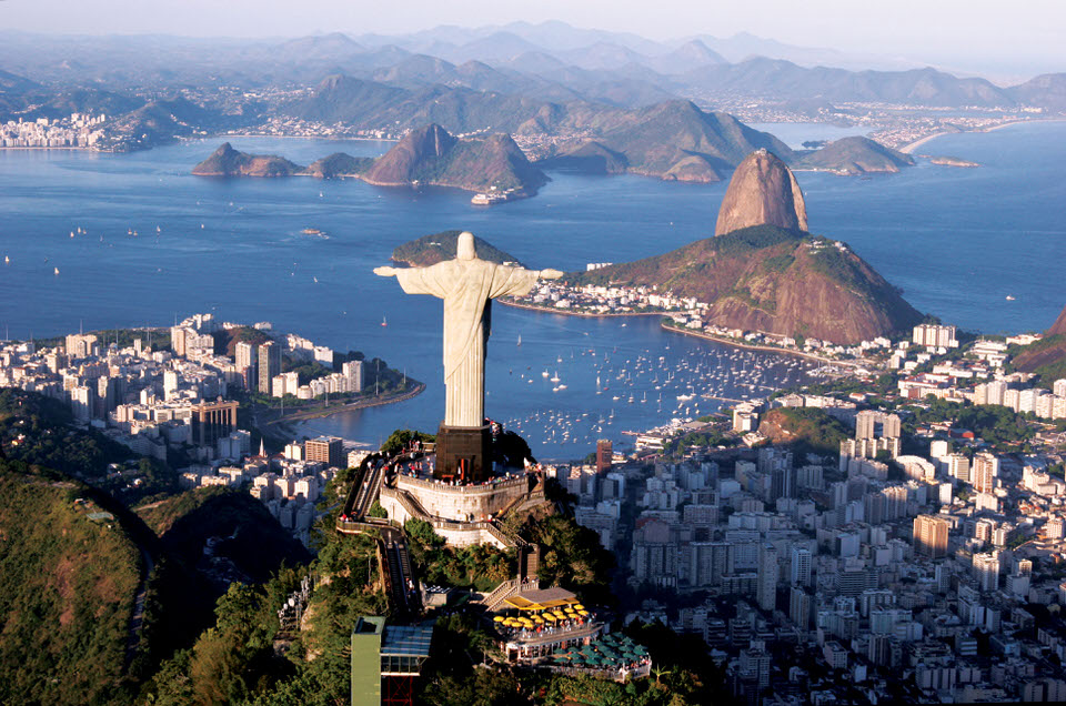 How to go from Río to Buzios in Brazil?