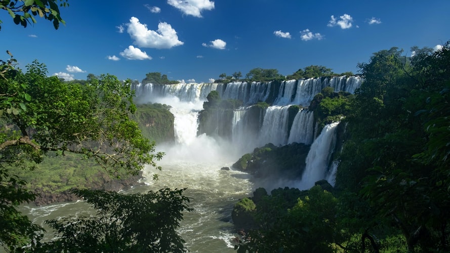 Can we swim in Iguazu Falls?
