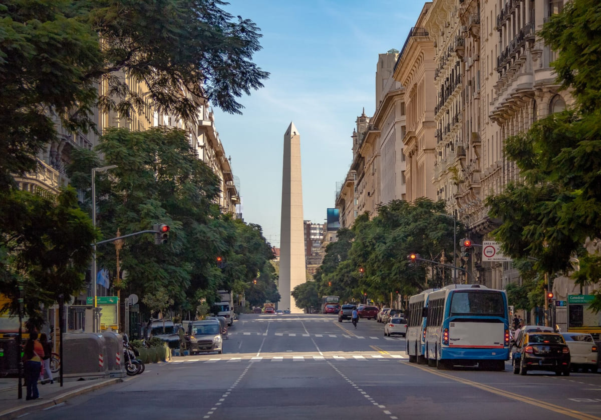 What currency does Argentina use?