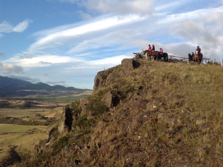 horseback-ride-chile-carretera-austral